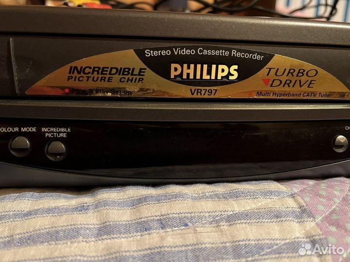 Видеомагнитофон philips VR797