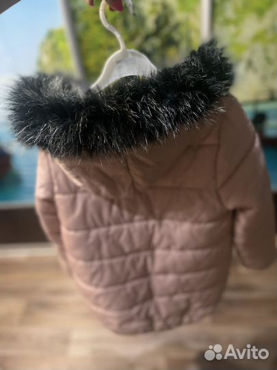 Зимняя куртка на девочку