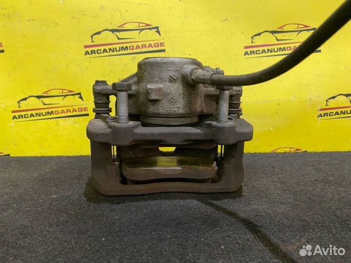 Суппорт передний левый Mercedes 204 W204 OM651.911