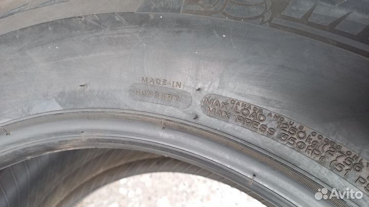 Michelin Latitude X-Ice North 2 + 285/60 R18