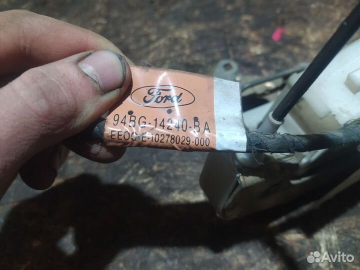 Замок двери задней правой Ford Mondeo I (1993—1996) 1, I, FD