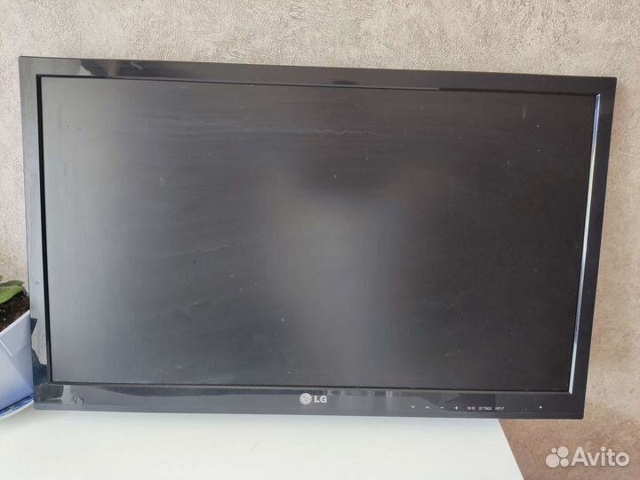 Телевизор бу LG