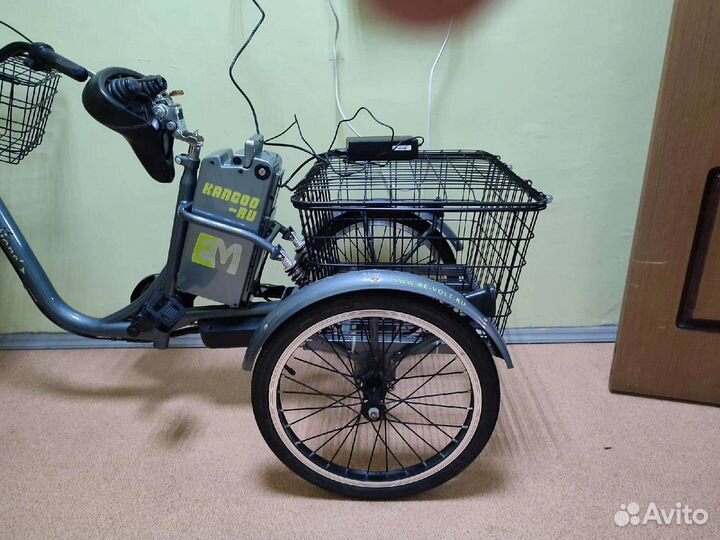 Трехколесный велосипед электро
