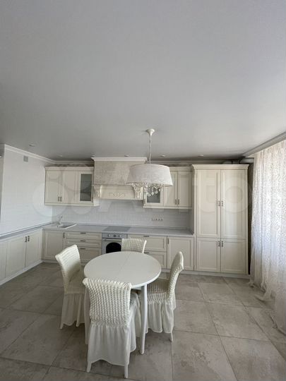 2-к. квартира, 67 м², 12/12 эт.