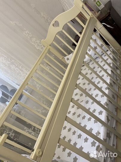 Детская кроватка