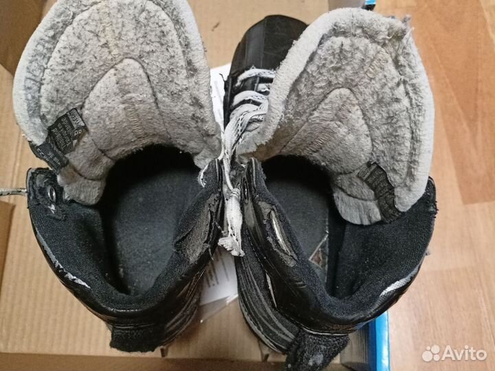 Хоккейные коньки bauer