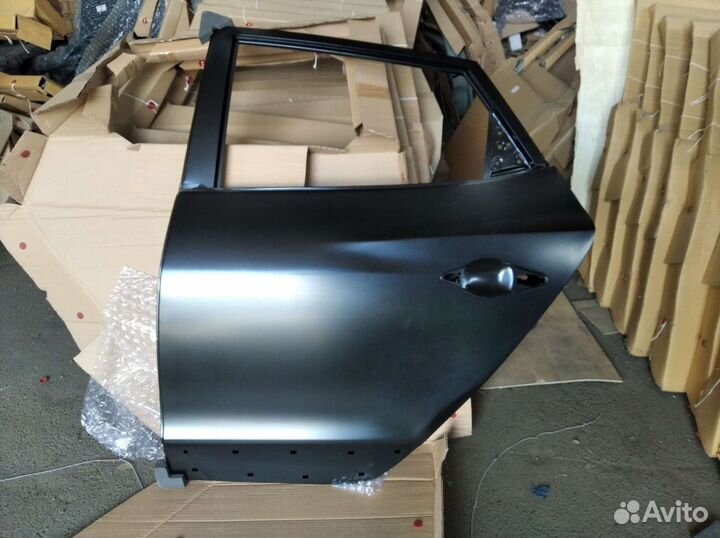 Дверь задняя левая под молдинг Hyundai IX 35