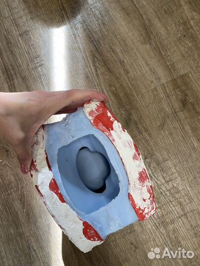 Форма для гипса “Молли (девочка с жевачкой)»