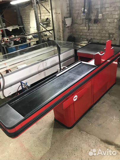 Кассовый бокс с транспортной лентой