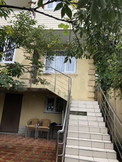 Дом 178 м² на участке 2 сот.