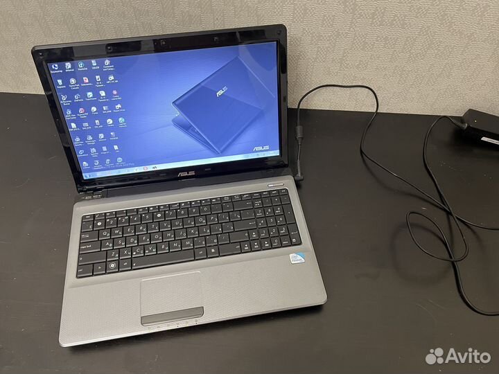 Ноутбук Asus A52J (Intel Pentium, 3 гб оп, 300 гб)