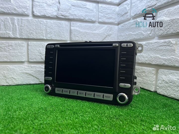 Штатная оригинальная магнитола Volkswagen BNO 881