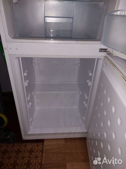 Холодильник бу beko