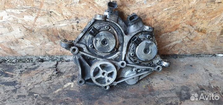 Крышка двигателя передняя Cadillac SRX 1 2003-2009