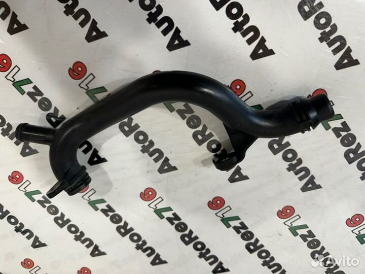 Трубка системы охлаждения Audi A4 B8 CDN 2.0 2014