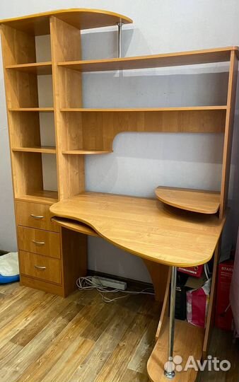 Компьютерный стол