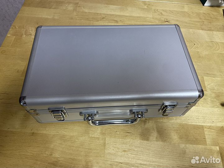 Налобный лор осветитель