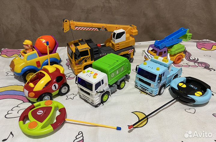 Игрушки пакетом (машинки и прочее )