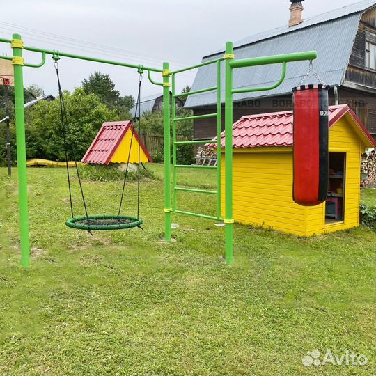 Спортивный уличный комплекс