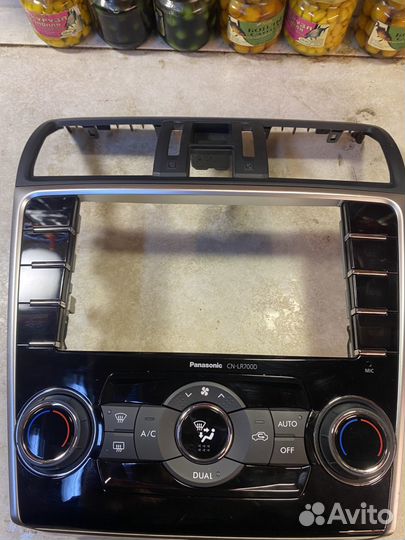 Рамка с климатом Levorg