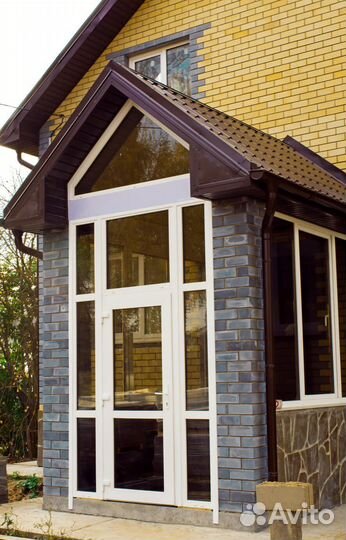 Входные пластиковые двери от производителя