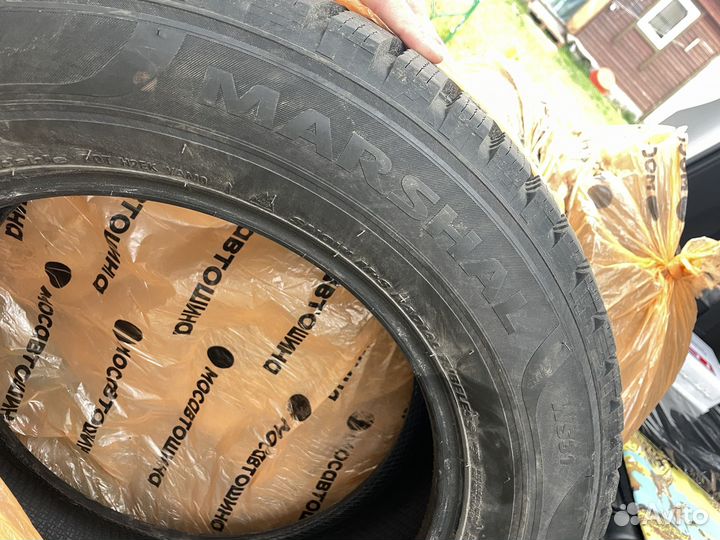 Marshal WinterCraft SUV Ice WS31 235/60 R17 102
