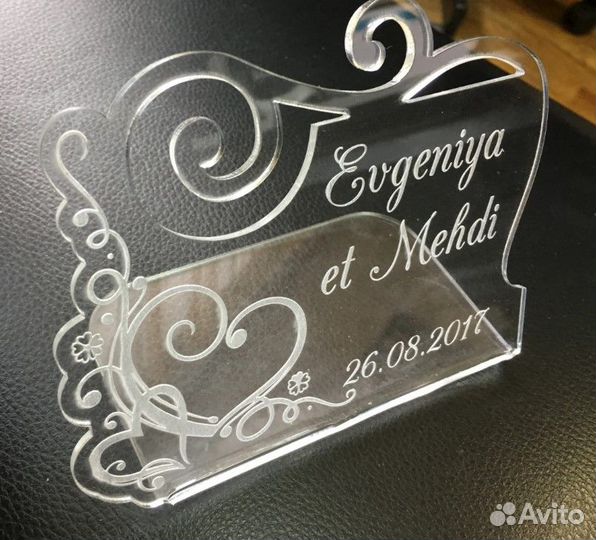 Резка оргстекла лазером