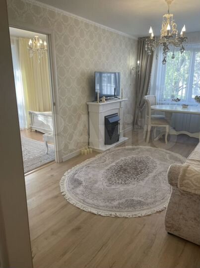 2-к. квартира, 42 м², 3/5 эт.