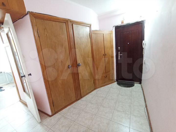 2-к. квартира, 50 м², 6/9 эт.