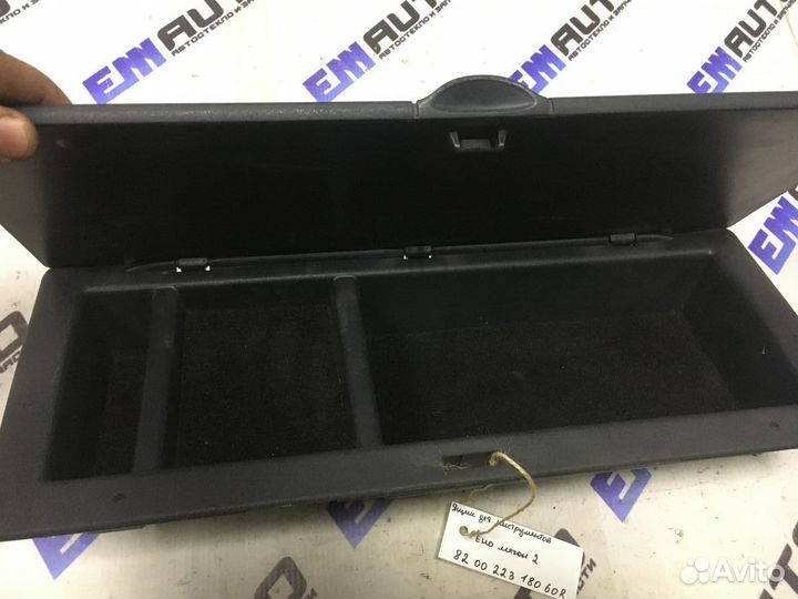 Ящик для инструментов Рено Меган 2