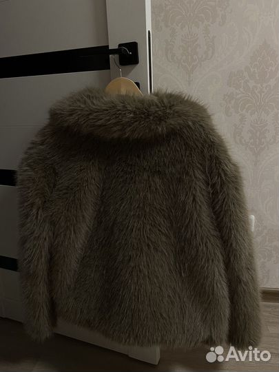 Искусственная шуба короткая 46 48