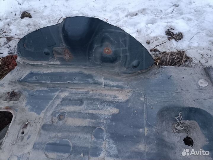 Задняя панель пол багажника Tiggo T11