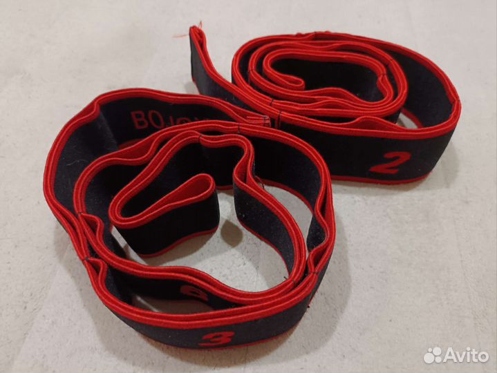 Фитнес резинка с захватами