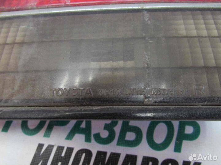 Фонарь задний правый для Toyota Corona AT170