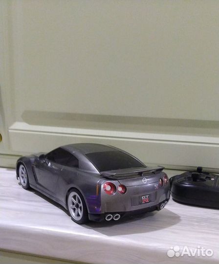 Nikko Радиоуправляемая модель Nissan GT-R