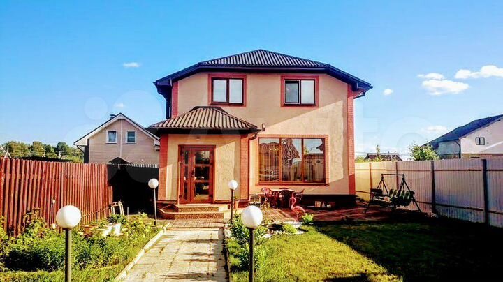 Дом 170 м² на участке 6 сот.