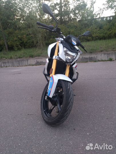 BMW G310R