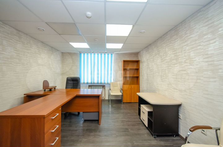 Продам офисное помещение, 350 м²