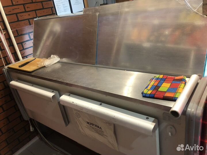 Холодильная витрина бу