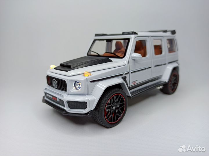 Модель автомобиля Mercedes-Benz G-Class Brabus 800