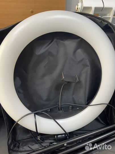 Кольцевая лампа 45 см со штативом