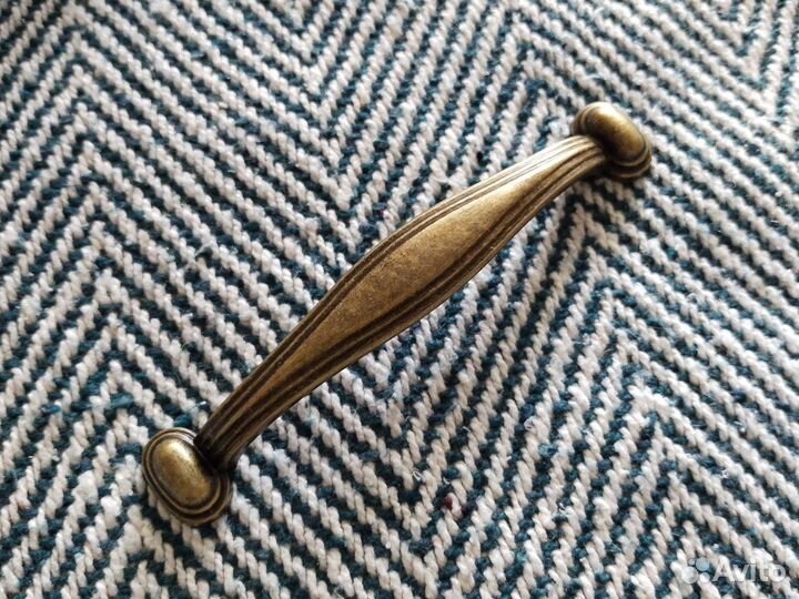 Мебельные ручки