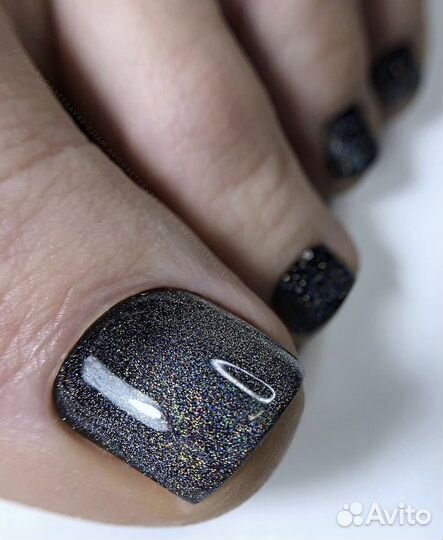 Маникюр и педикюр на дому