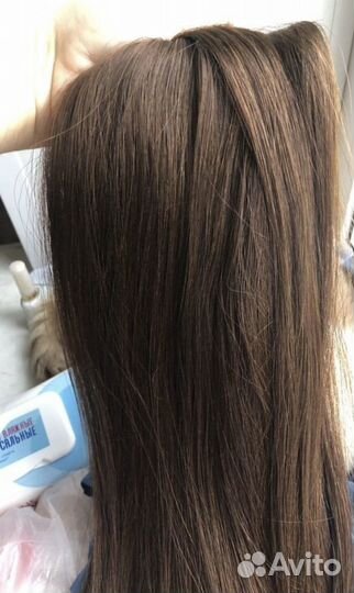 Волосы на заколках