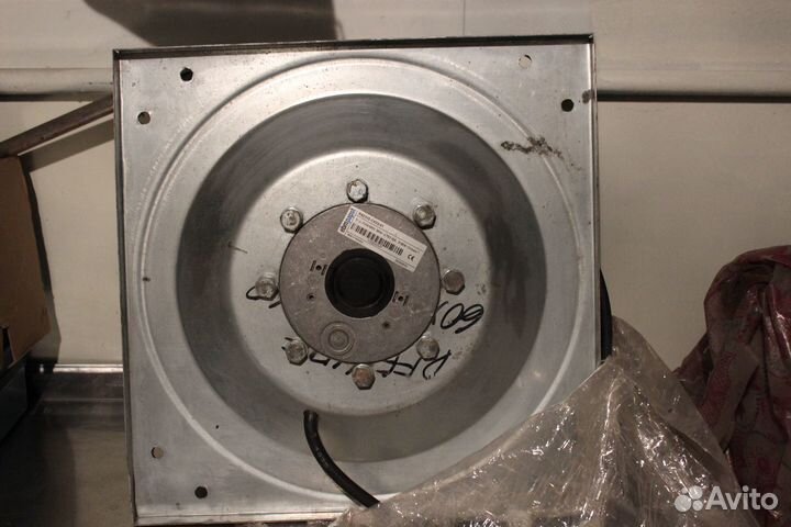 Вентилятор центробежный ebmpapst R4D310-ck03-01