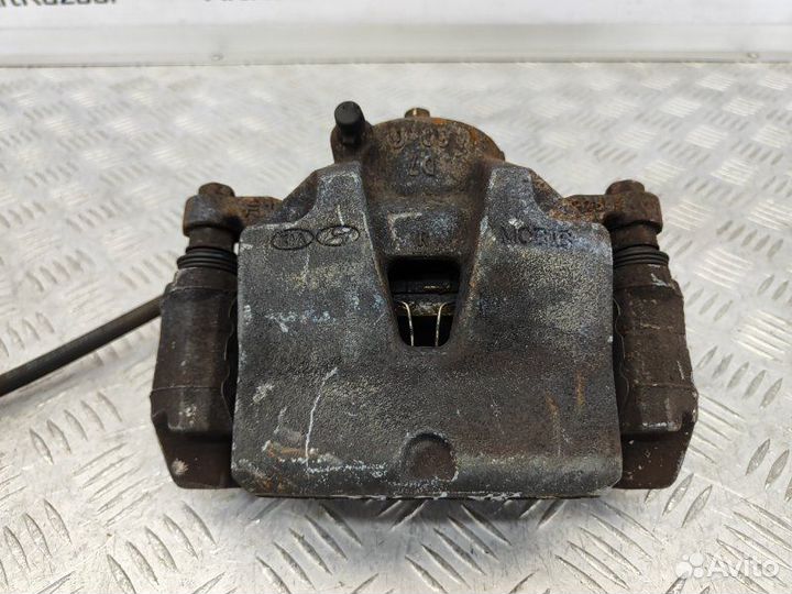 Суппорт передний правый Hyundai Tucson TL 1.6 G4FD