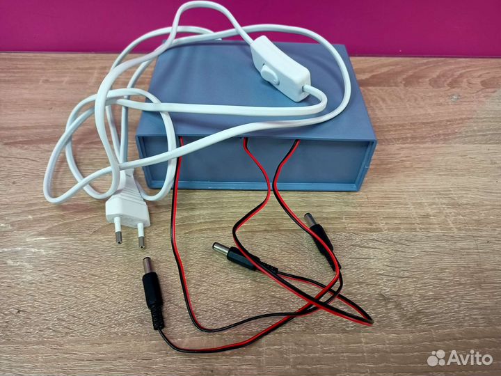 Блок питания гитарных педалей (3 канала)