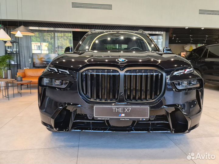 BMW X7 3.0 AT, 2022