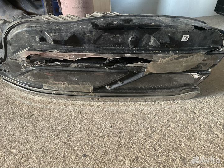 Фара левая VW touareg cr