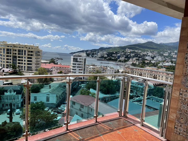 2-к. квартира, 60 м², 7/12 эт.